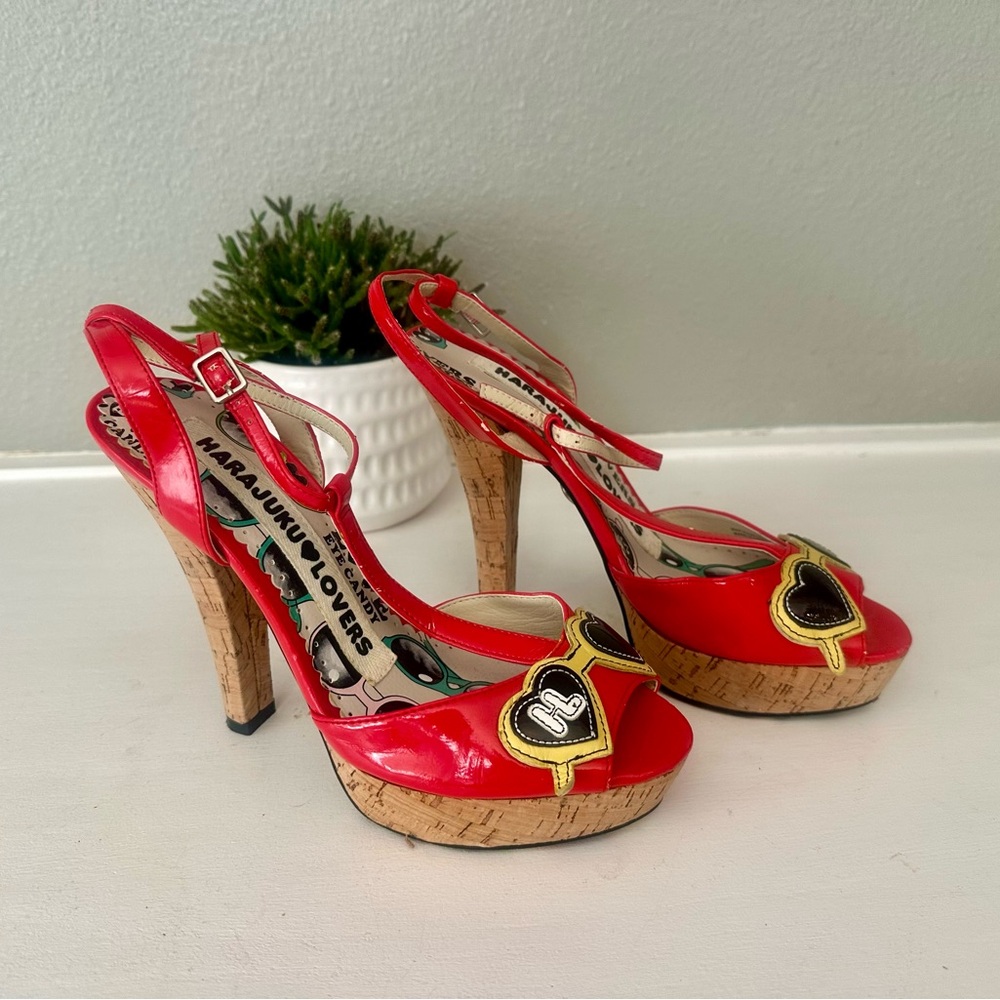Harajuku Lovers Gwen Stefani Red Cork
Platform Heels Size 7 Y2K Rare